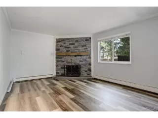 Photo #4: 8468961 Listing