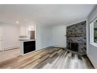 Photo #5: 8468961 Listing