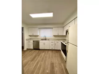 Photo #4: 8469656 Listing 