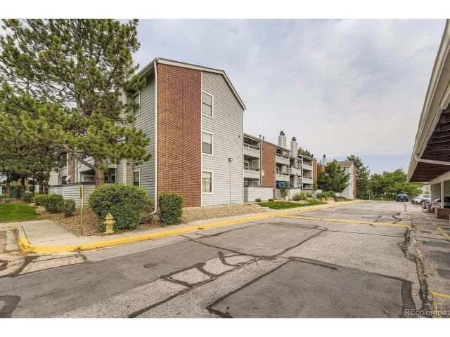 MLS: 8474572 Condo For Sale