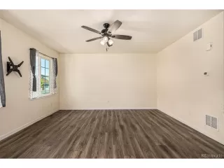 Photo #5: 8474989 Listing