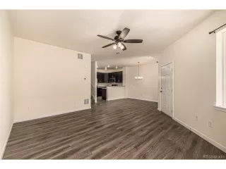 Photo #6: 8474989 Listing