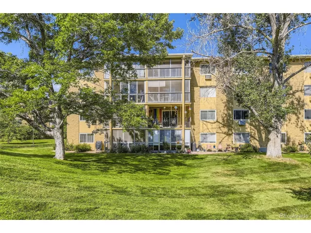 MLS: 8477612 Condo For Sale