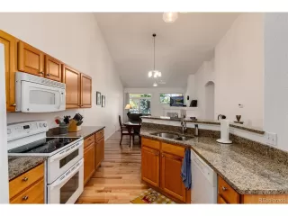 Photo #4: 8478463 Listing