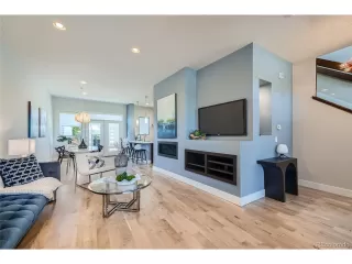 Photo #4: 8479891 Listing