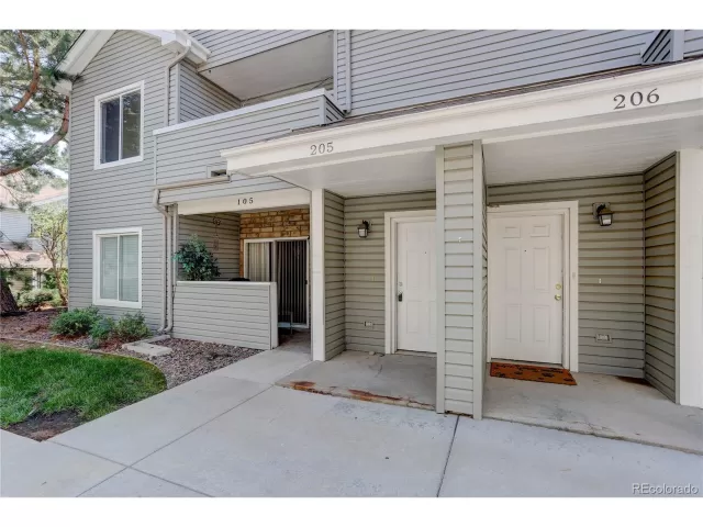 MLS: 8480591 Condo For Sale