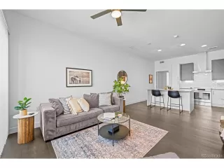 Photo #4: 8481387 Listing