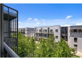 Photo #5: 8481387 Listing