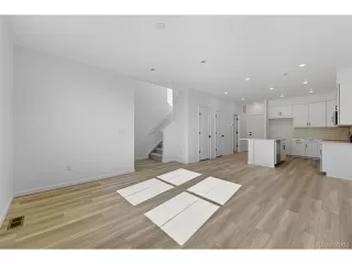 Photo #4: 8482177 Listing 