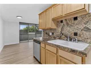 Photo #3: 8488048 Listing 