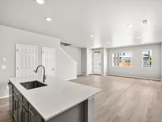 Photo #2: 8488313 Listing