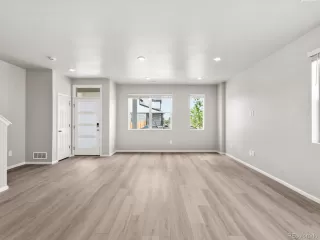 Photo #3: 8488313 Listing