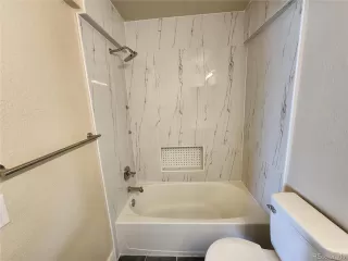 Photo #6: 8488649 Listing