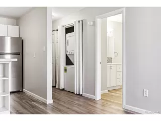 Photo #3: 8489207 Listing