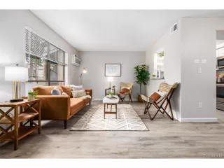 Photo #2: 8490282 Listing