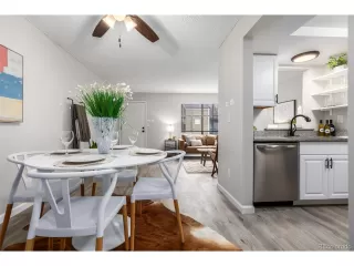 Photo #6: 8490282 Listing