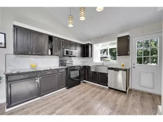 Photo #6: 8490474 Listing