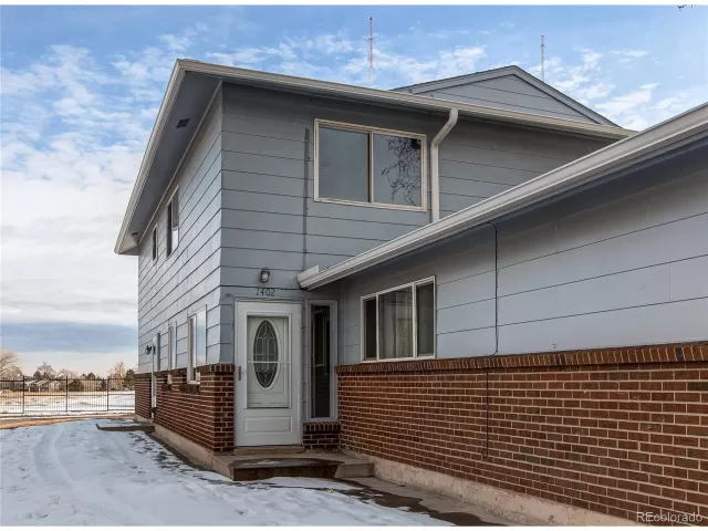 MLS: 8490963 Condo For Sale