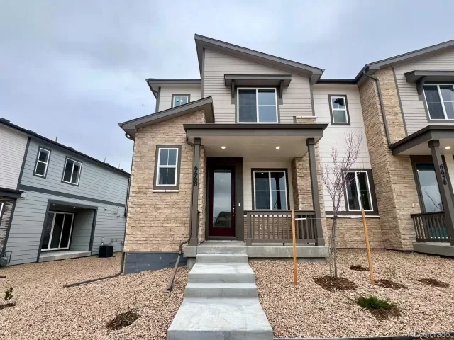 MLS: 8493254 Condo For Sale