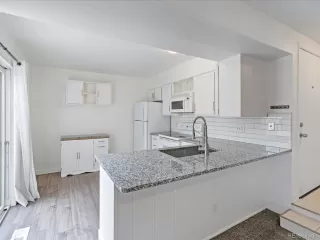 Photo #6: 8495140 Listing