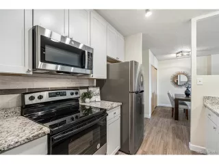 Photo #5: 8495623 Listing