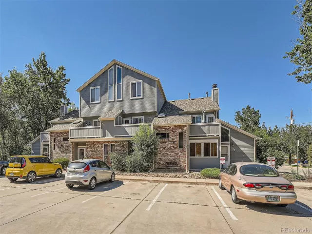 MLS: 8495896 Condo For Sale