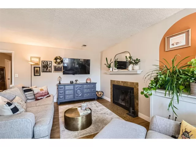 MLS: 8496125 Condo For Sale