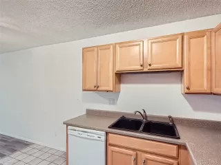 Photo #6: 8496959 Listing