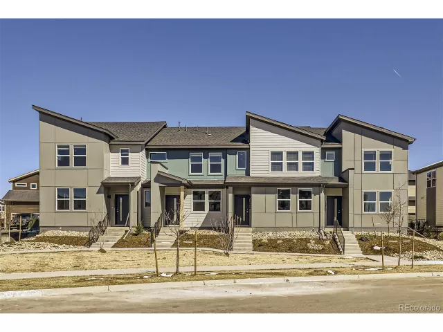 MLS: 8498836 Condo For Sale