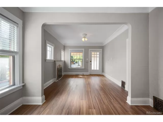 MLS: 8501810 Condo For Sale