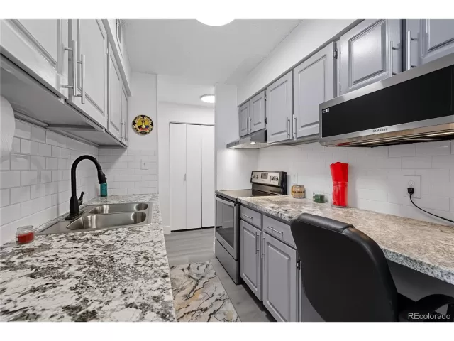 MLS: 8503139 Condo For Sale