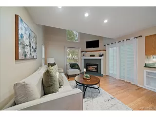 Photo #5: 8509226 Listing