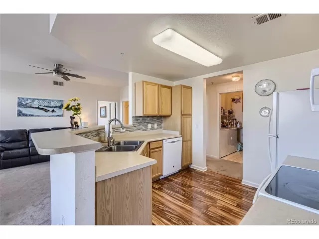 MLS: 8513597 Condo For Sale