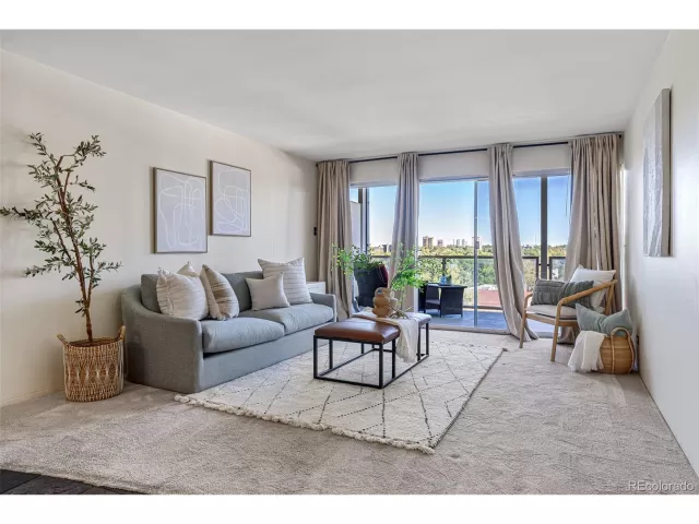 MLS: 8514596 Condo For Sale