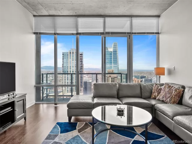 MLS: 8517908 Condo For Sale