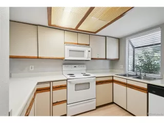 Photo #4: 8518043 Listing