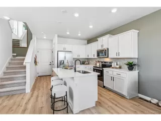 Photo #3: 8519725 Listing 