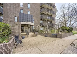 Photo #2: 8520026 Listing