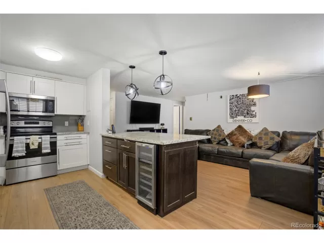 MLS: 8523549 Condo For Sale