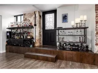 Photo #4: 8530173 Listing