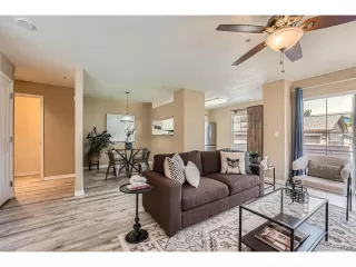 Photo #3: 8535099 Listing