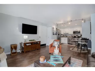 Photo #4: 8536765 Listing 