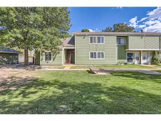 More Details about MLS # 8539429 : 940 S PEORIA ST AURORA CO 80012