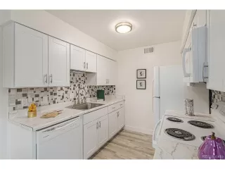 Photo #2: 8544448 Listing 