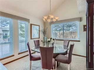 Photo #4: 8550422 Listing