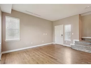 Photo #4: 8557003 Listing