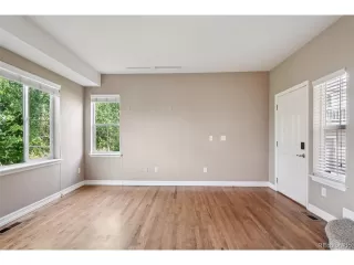 Photo #5: 8557003 Listing