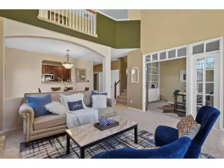 Photo #4: 8558730 Listing