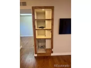 Photo #3: 8562908 Listing