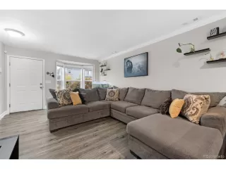 Photo #4: 8569693 Listing